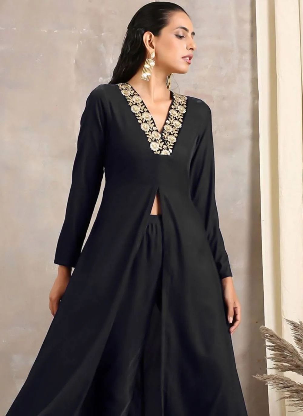 Black Pure Velvet Suit Set with Thread Embroidery
