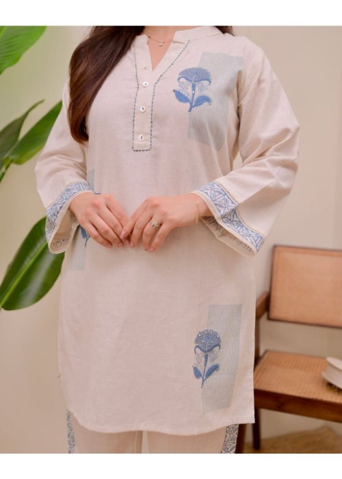 Coord Set with Lace Work